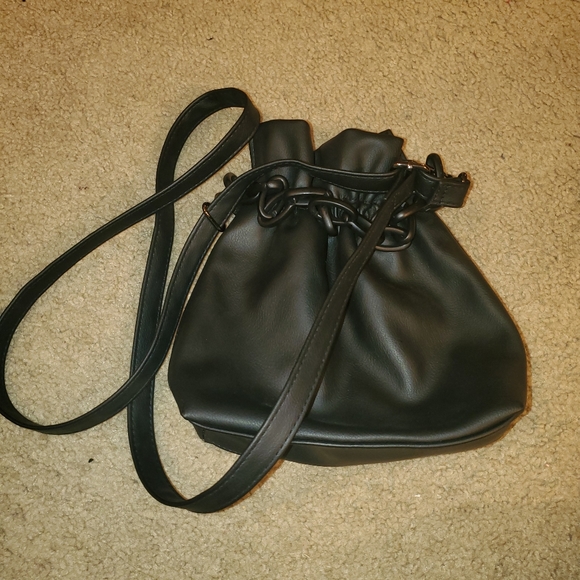 Black crossbody bag - Picture 2 of 2